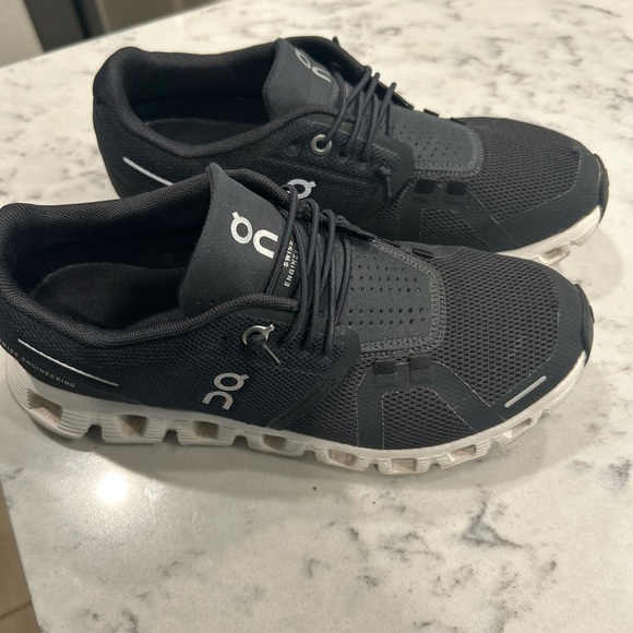 On Running Shoes - On Running Men's Black and White Sneakers